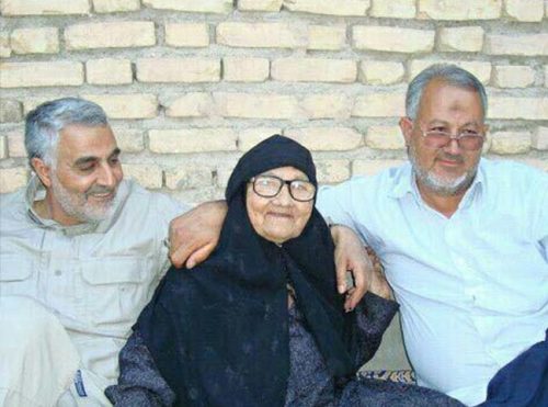 حاج قاسم، مادر و برادرشان حسین